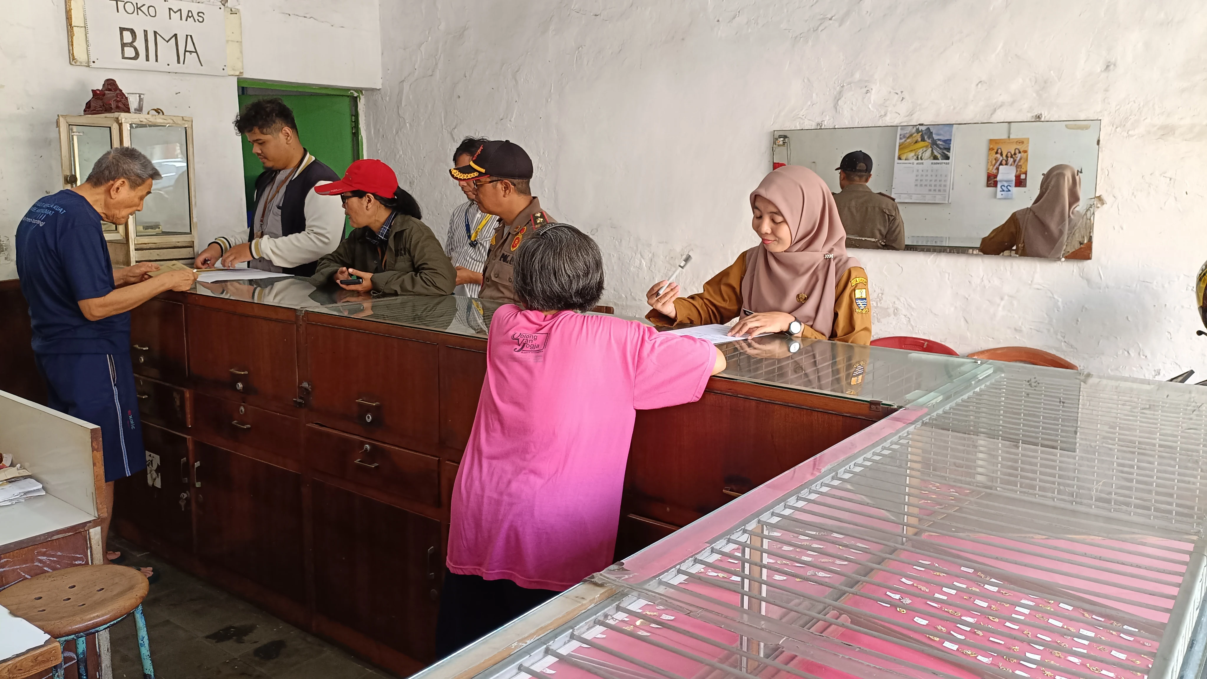 Monitoring dan Canvassing Pengawasan Bersama, Perkuat Kepatuhan Pelaku Usaha di Kota Cirebon
